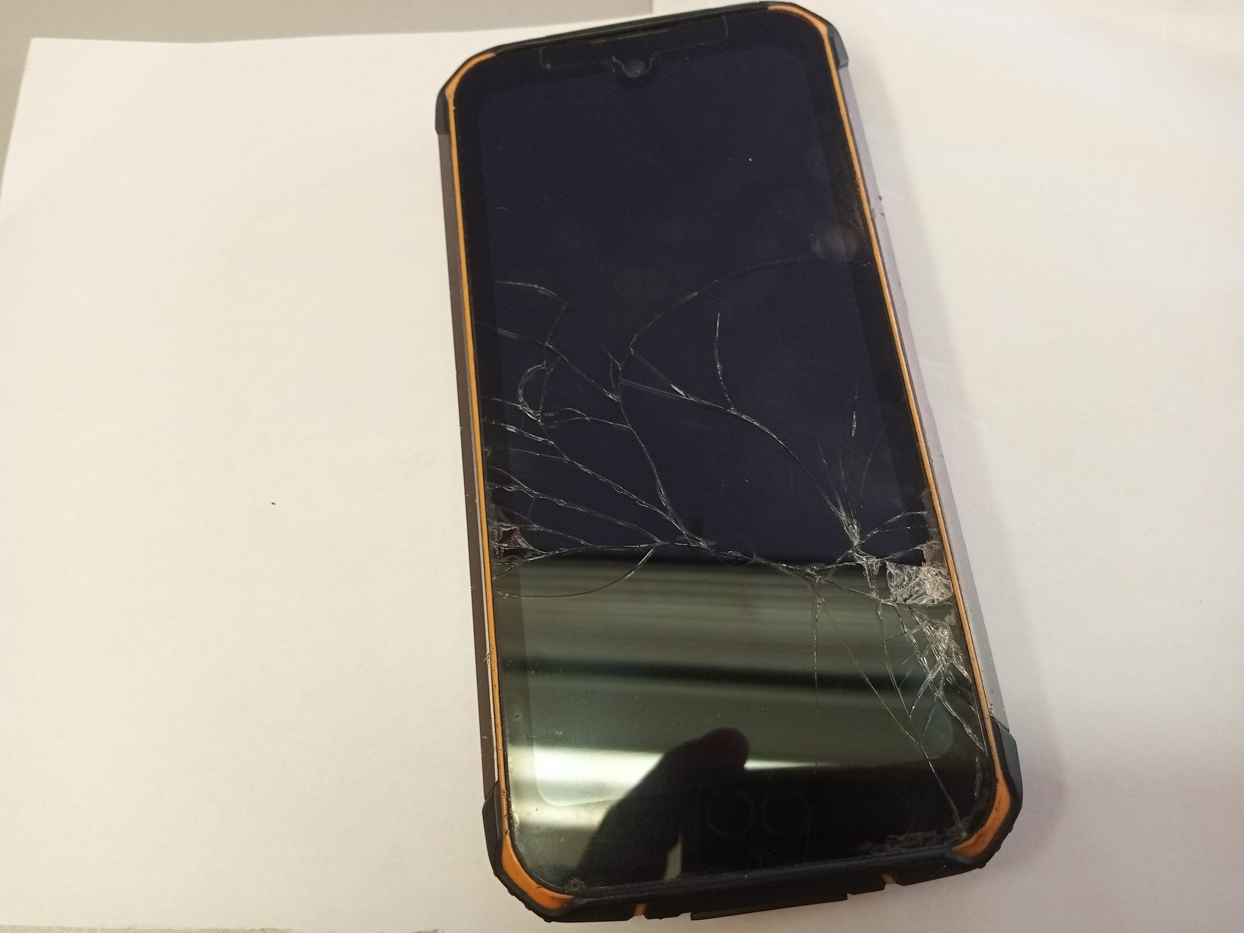  Китайский смартфон Doogee S68 замена разбитого экрана